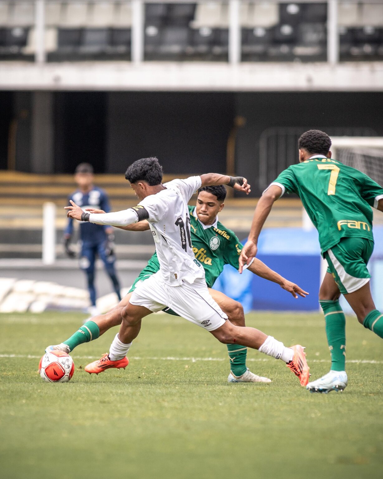 Santos FC é superado no primeiro jogo das finais do Paulista Sub15 e